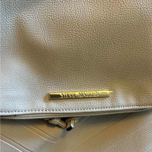 NEW Steve Madden Leather Baby Bag - Picture 6 of 9